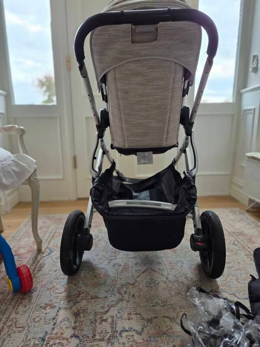 Uppababy Vista V2 - Image 3