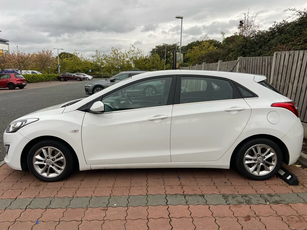 Hyundai i30 - Image 3