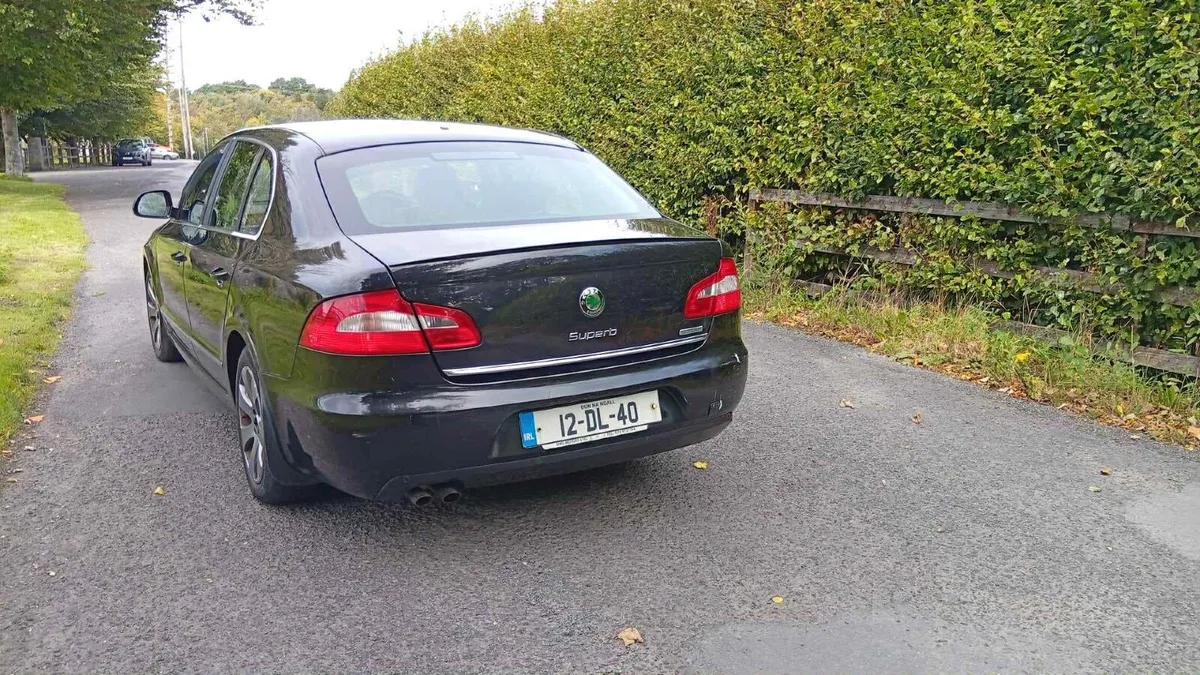 2012 Skoda Superb Diesel - Image 4