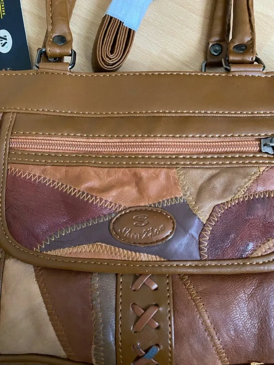NEW WITH TAGS Shenzhou Leather Handbag ShoulderBag - Image 4