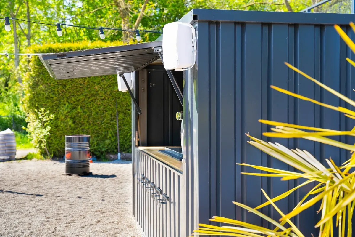 Versatile Folding Canopy Container 4x2 XL meters - Image 4