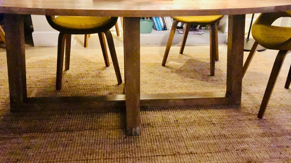 Dining table - Image 3