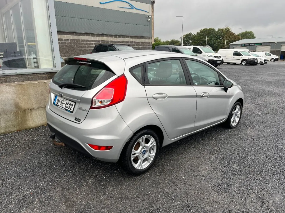 Ford Fiesta Zetec 1.25 60ps 5dr quality Assured U - Image 3
