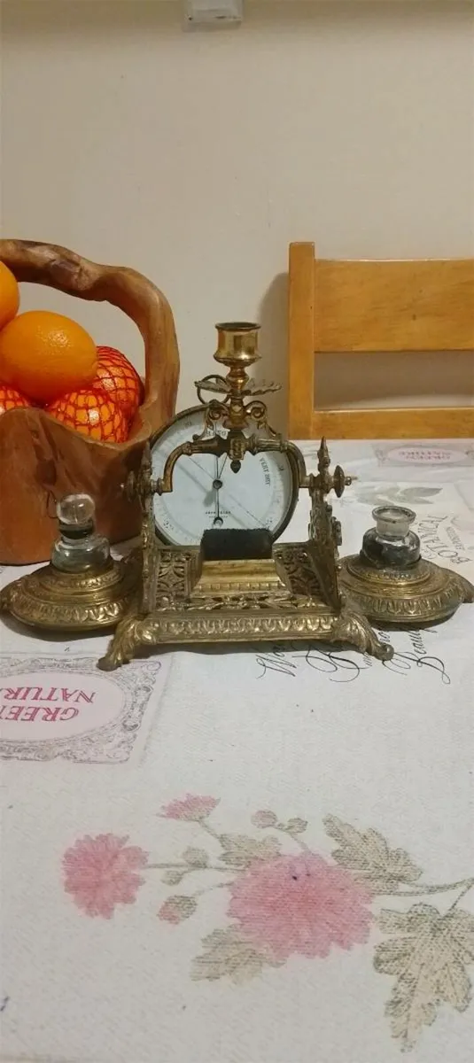 Victorian desk stand - Image 1