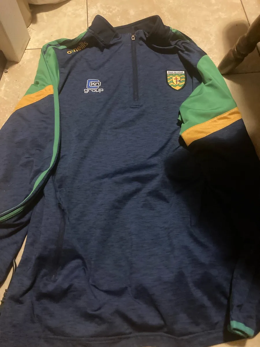 Donegal men’s gaa zipper