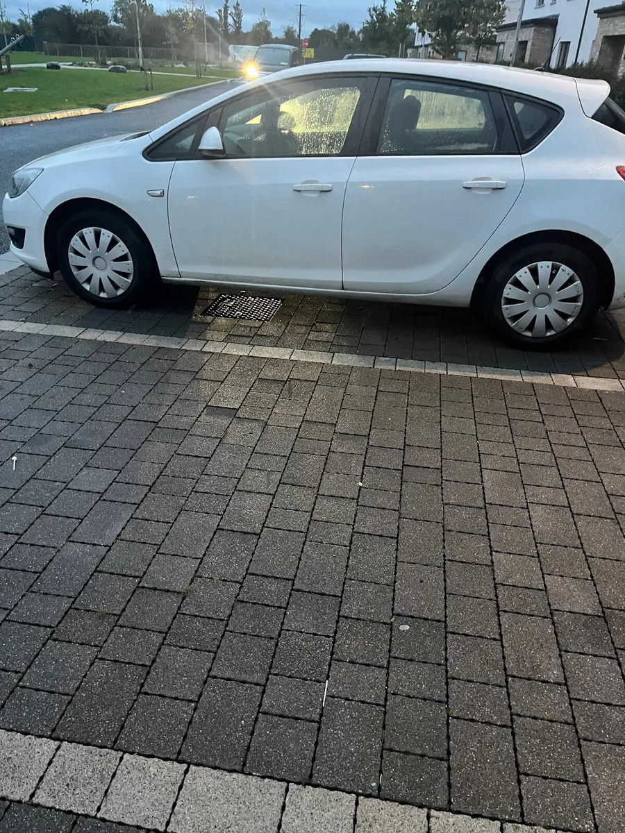 Opel Astra 2015 1.2 CDTI NEW NCT 01/07/26 - Image 3