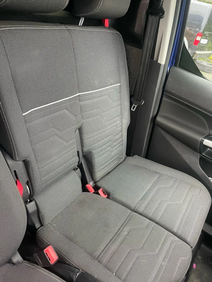 Ford transit connect limited AUTOMATIC - Image 3