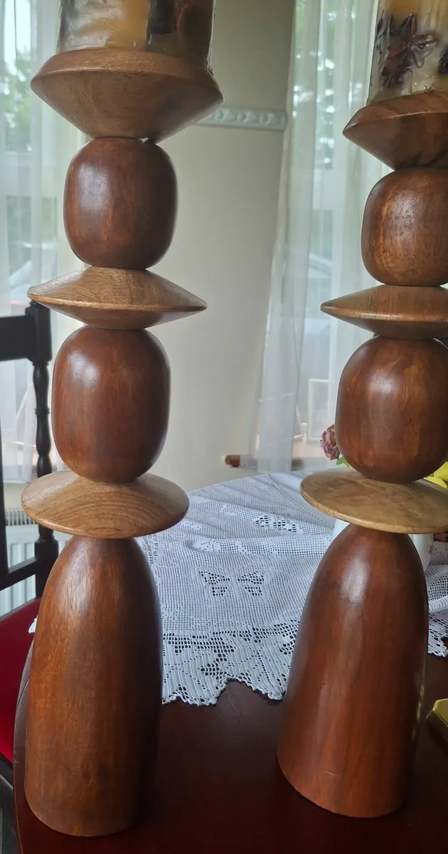 Decorative pillar candles. - Image 3