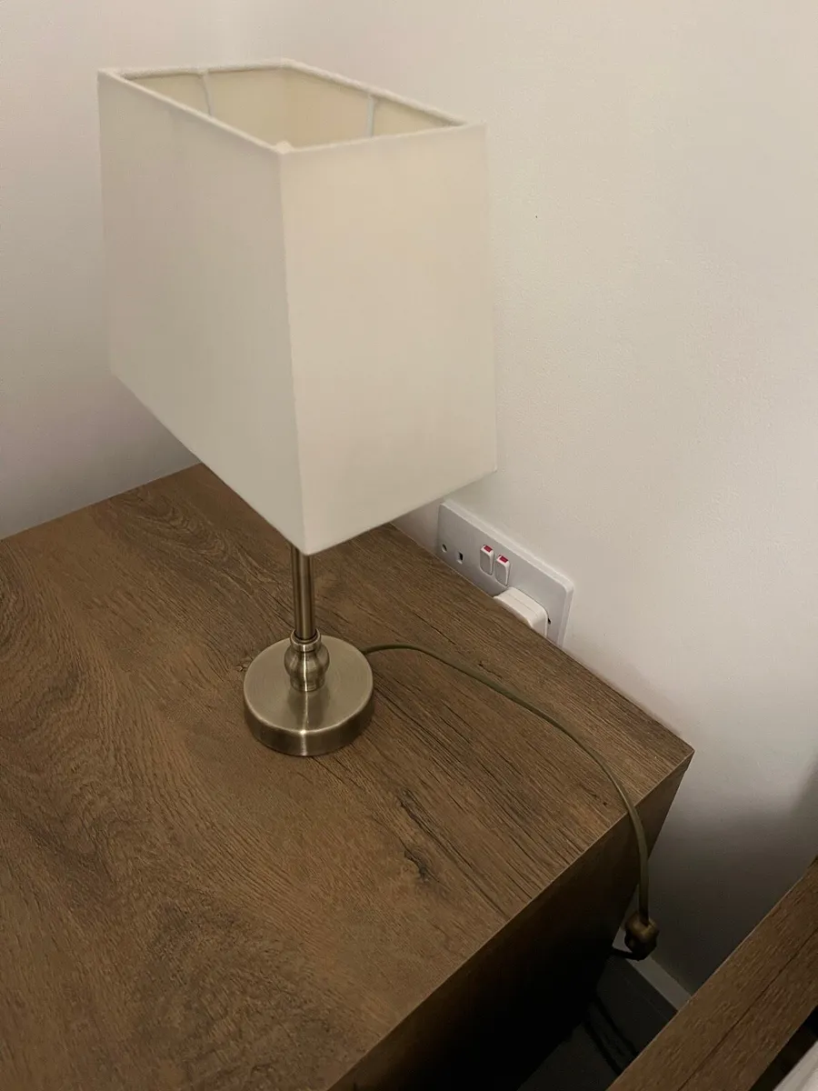 Bedside Cream & Brass Lamps x 2 - Image 3