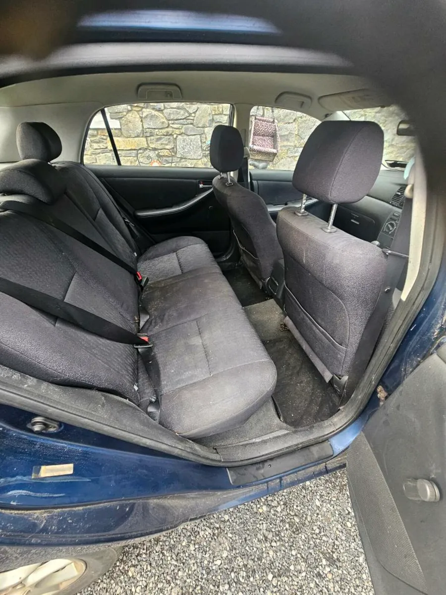 Toyota Corolla - Image 4