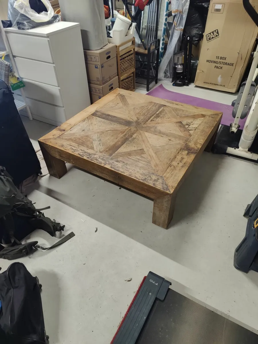 Solid wood coffee table - Image 2