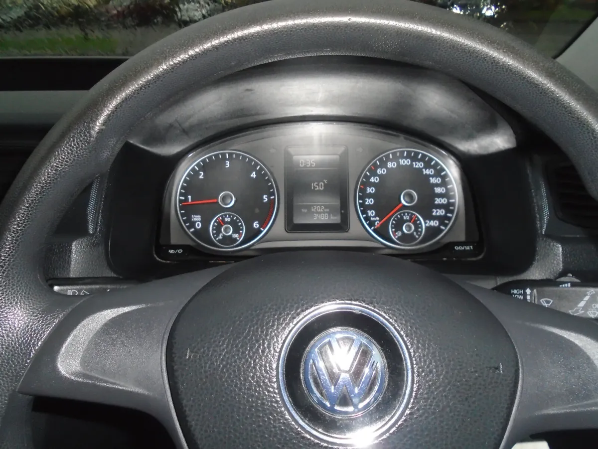 Volkswagen Caddy, 2019 One Owner,Total Price 16500 - Image 2