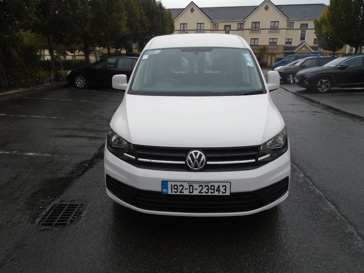 Volkswagen Caddy, 2019 One Owner,Total Price 16500 - Image 4