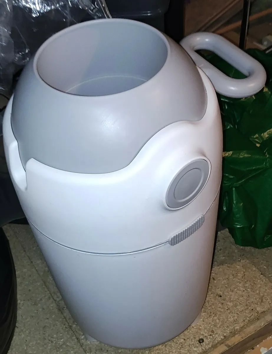 Nappy bin odor off - Image 2