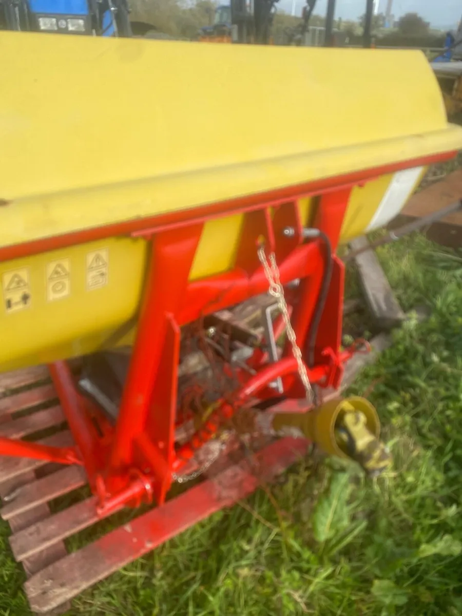 Agric spreader - Image 2