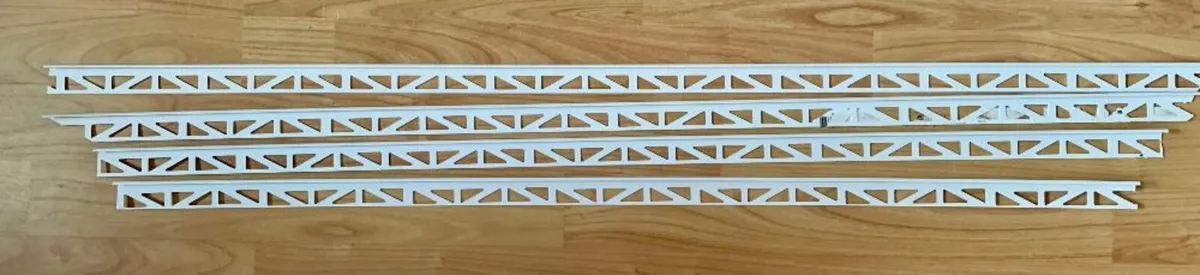 4 pieces 8mm flat top wall tile trim