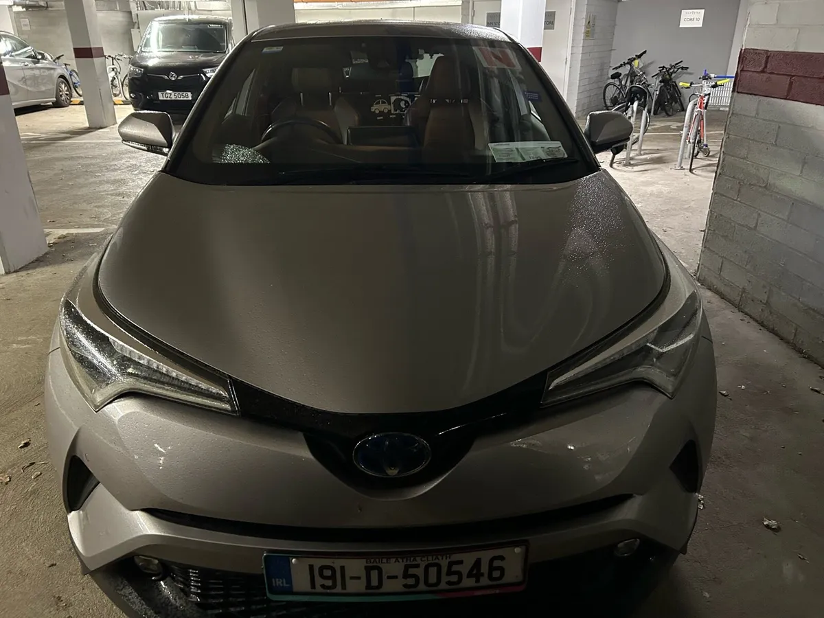 Toyota CHR 1.8L Hybrid Grey - Image 2