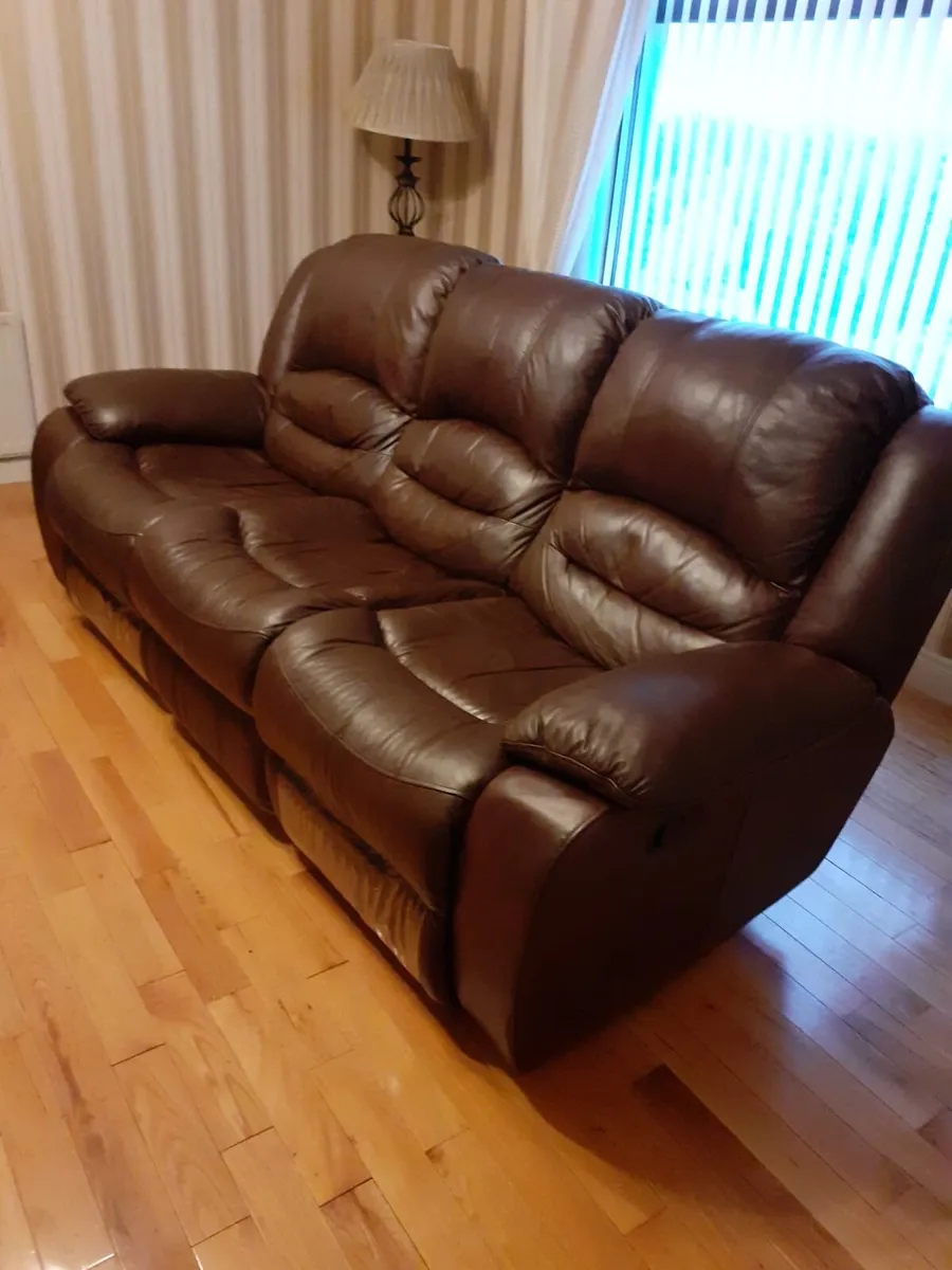 3 seater leather sofa