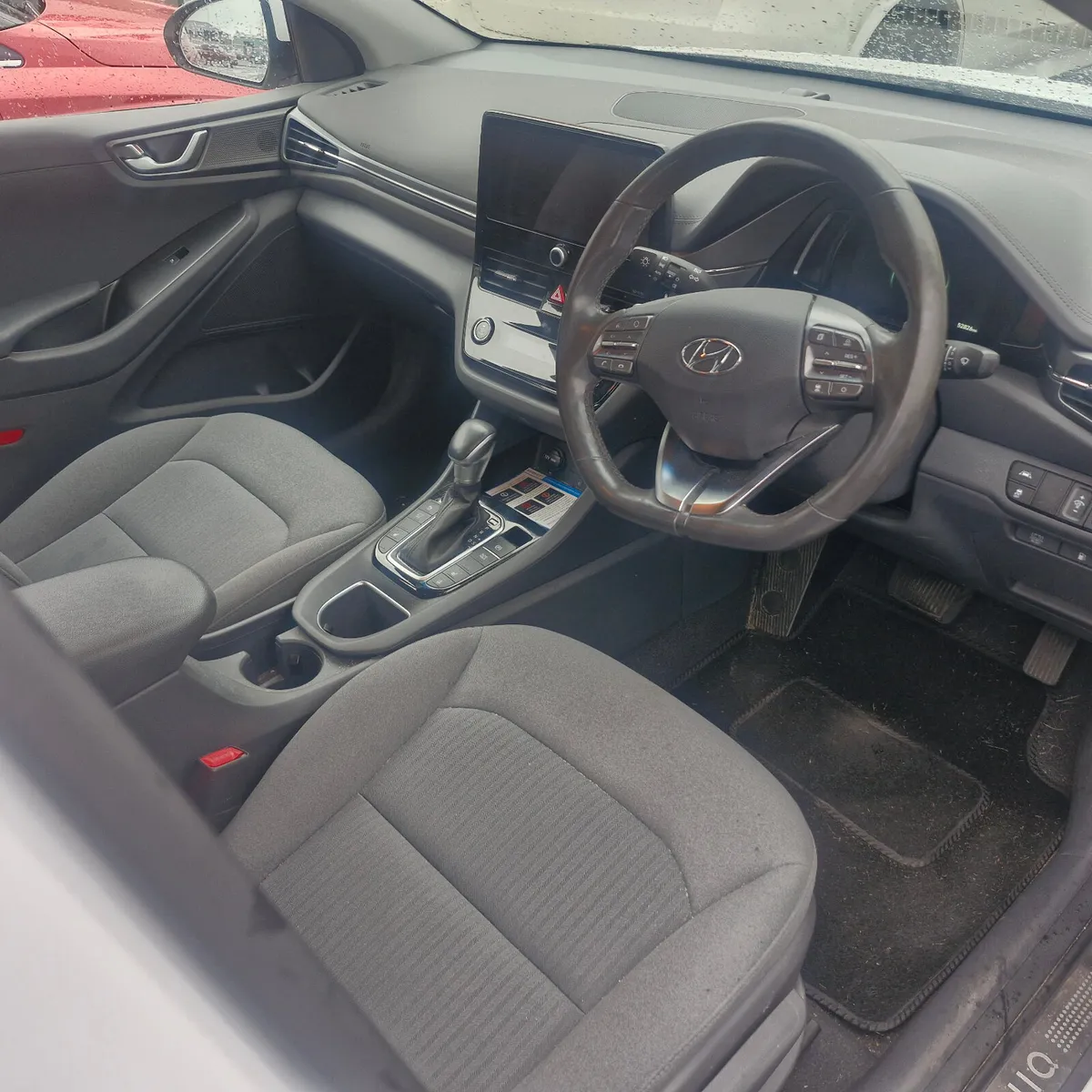 222 HYUNDAI IONIQ PREMIUM - Image 3