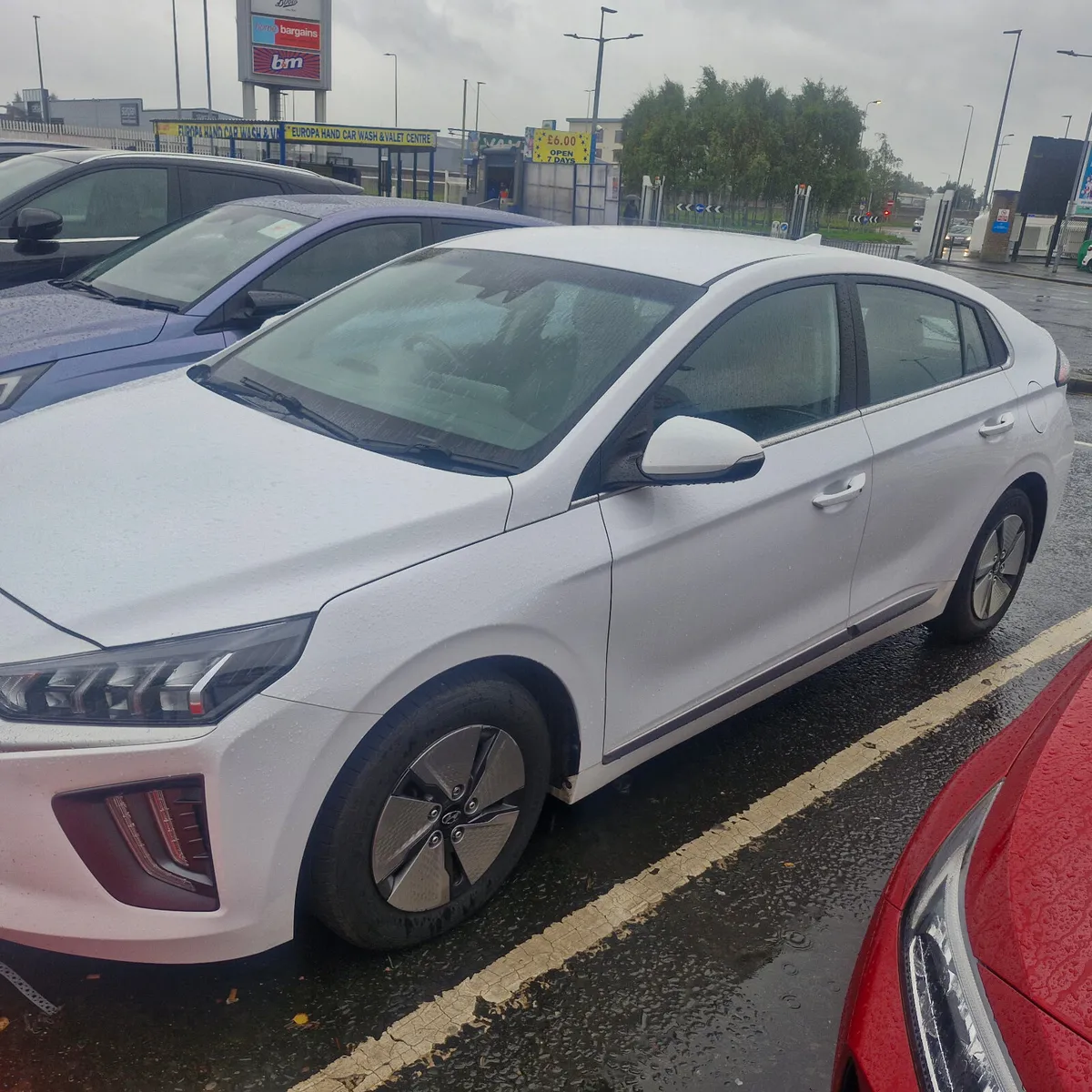 222 Hyundai Ioniq - Image 1