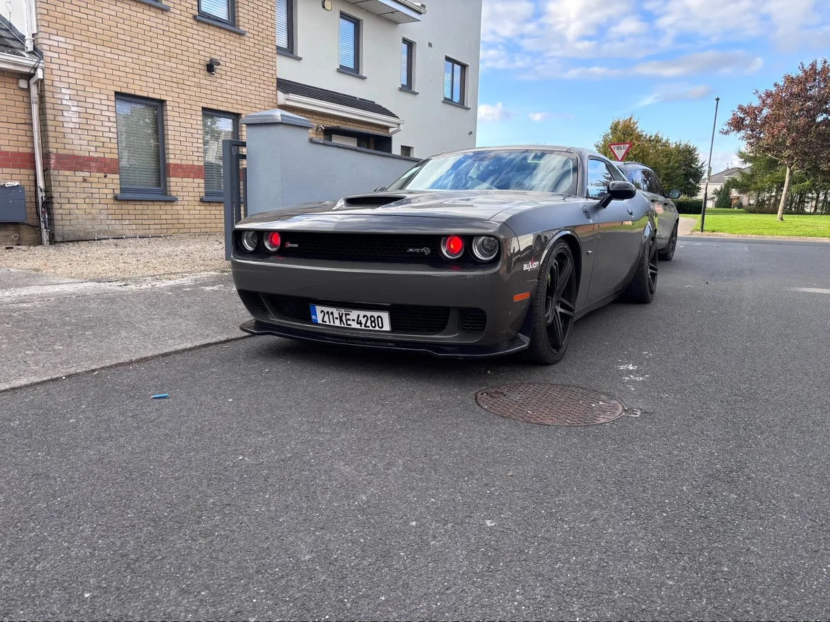 DODGE CHALLENGER 5.7ltr 2021 - Image 3