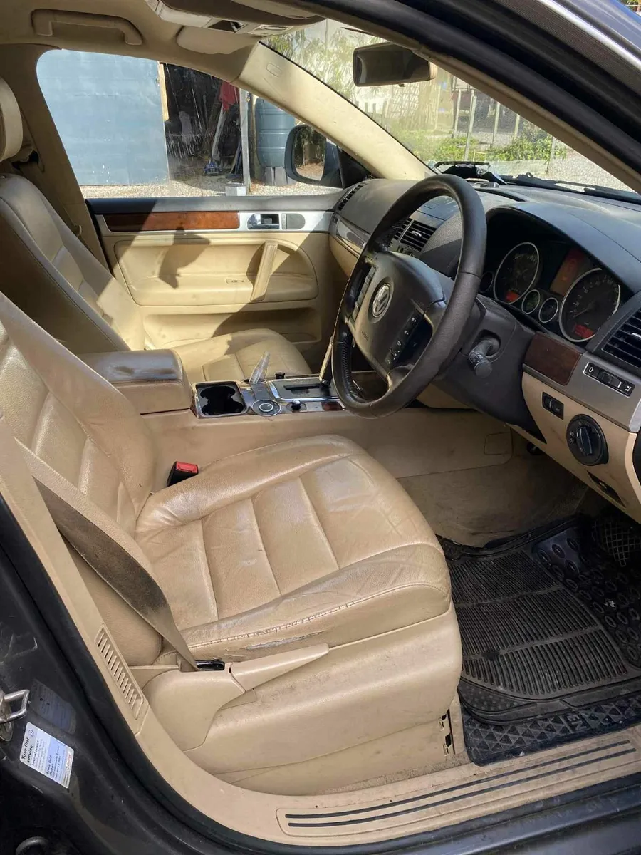 Volkswagen Touareg 2008 4X4 - Image 4