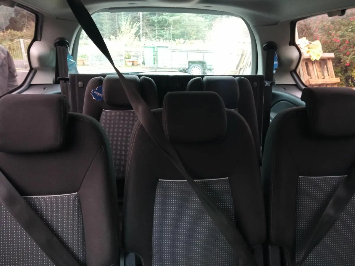 Ford Galaxy 2012 - Image 2