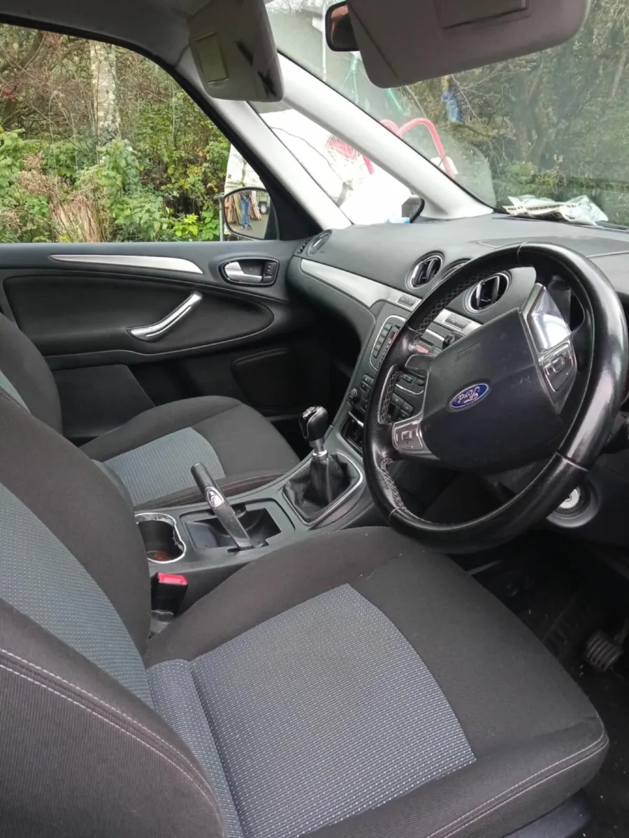 Ford Galaxy 2012 - Image 4