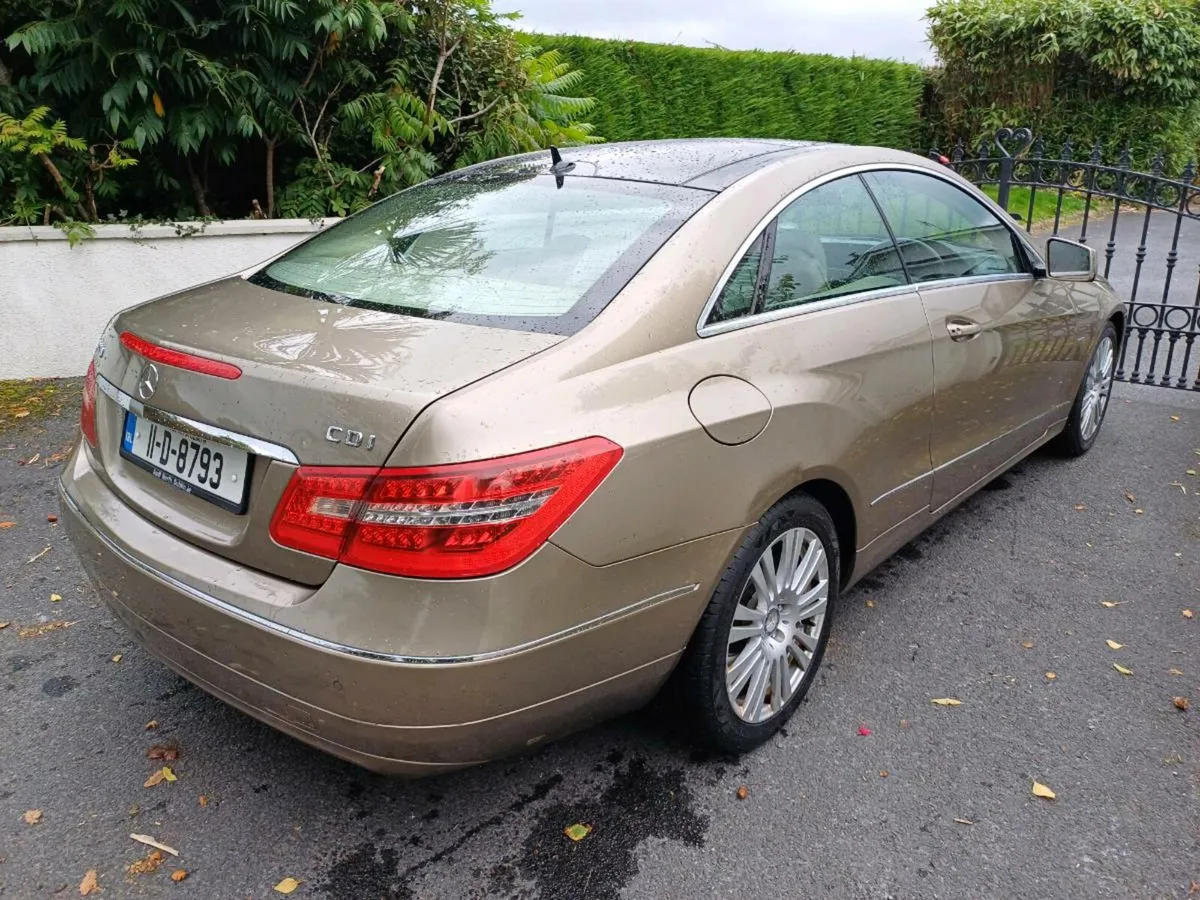 11 Merc E220 Coupe New Nct 26 high Spec Mint cond - Image 4
