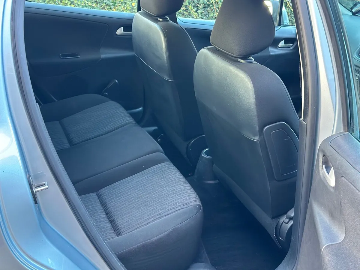 Peugeot 207 2010 - Image 4