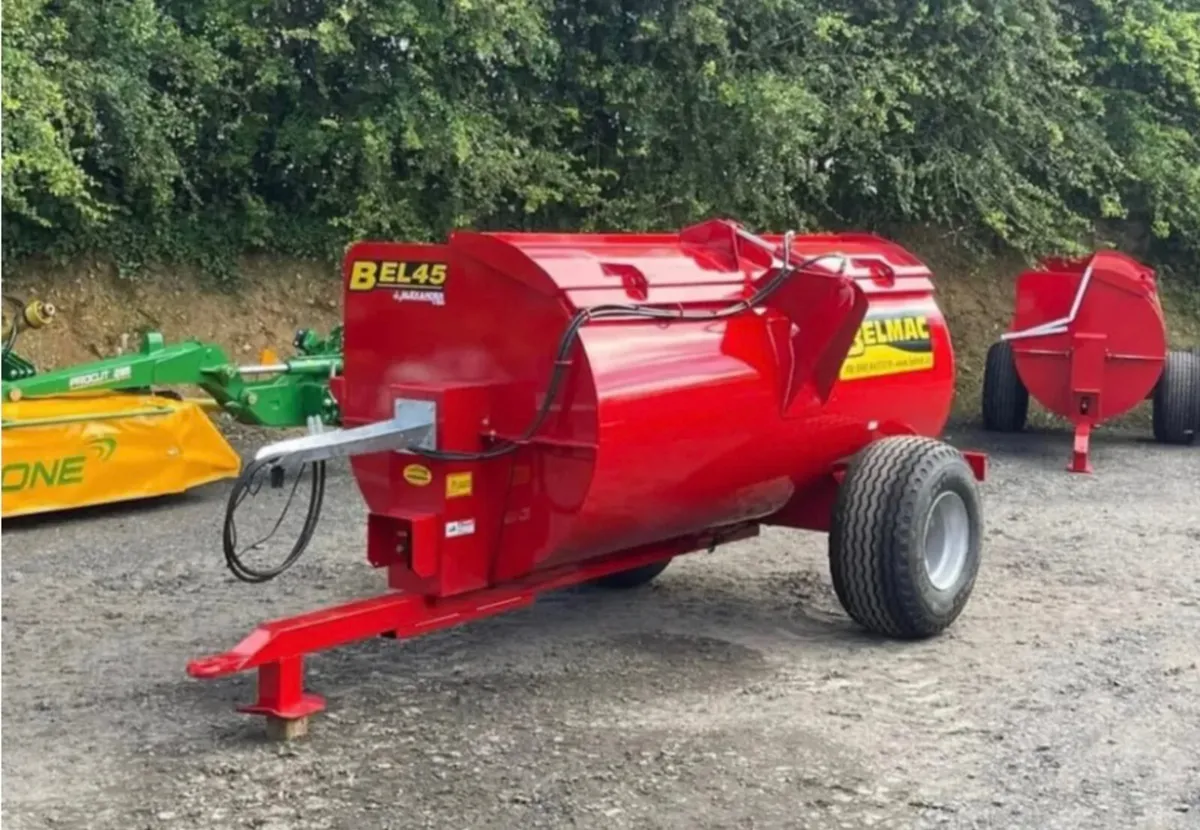 MANURE ROTOSPREADER DUNG SPREADER BELMAC 4.5 - Image 1