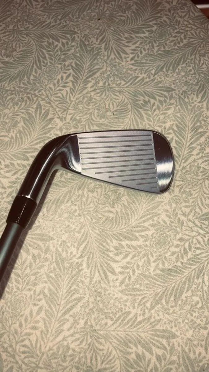 Titleist u510 Utility Iron - Image 4
