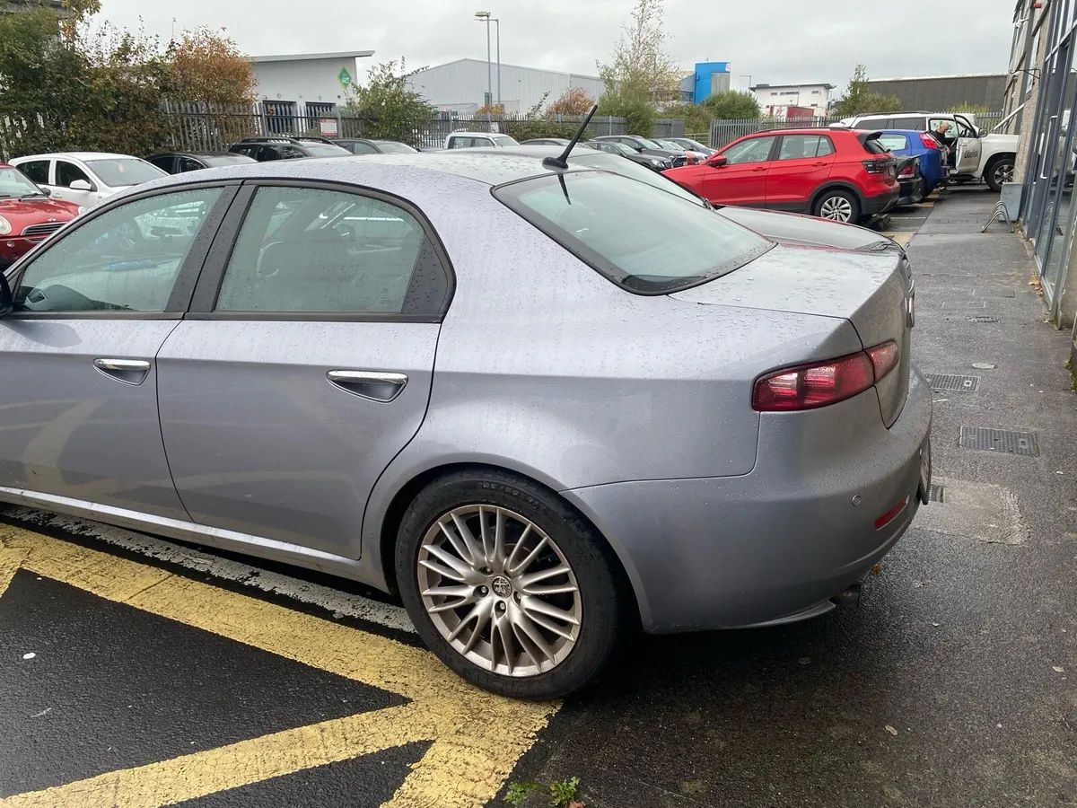 Alfa Romeo 159 JTDm - Image 4