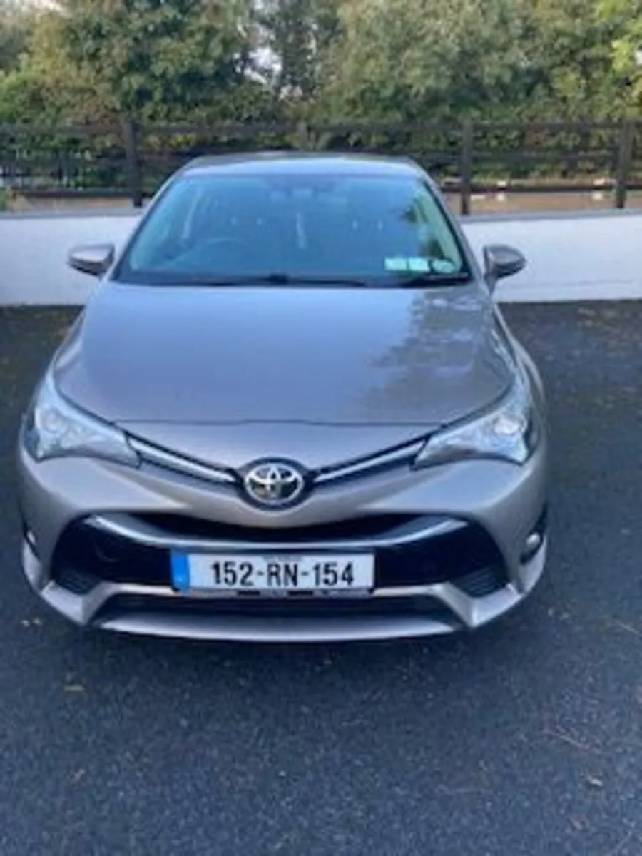 Toyota Avensis 2015 - Image 2