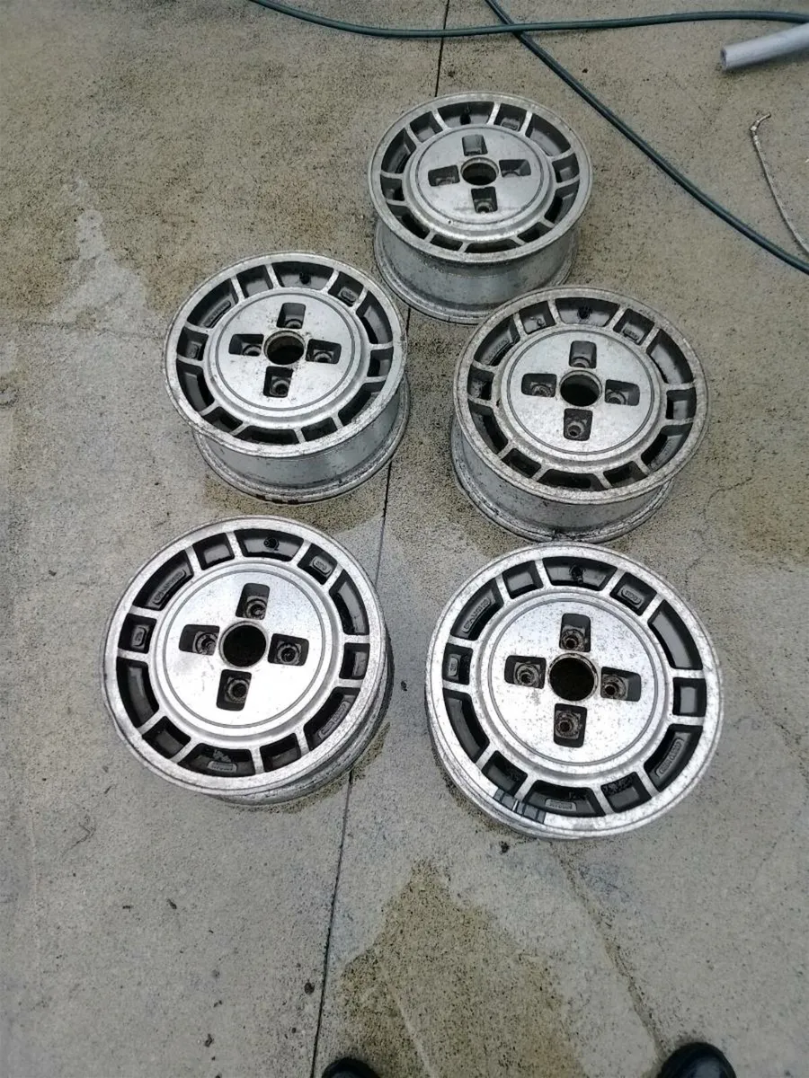 Alloy wheels - Image 1