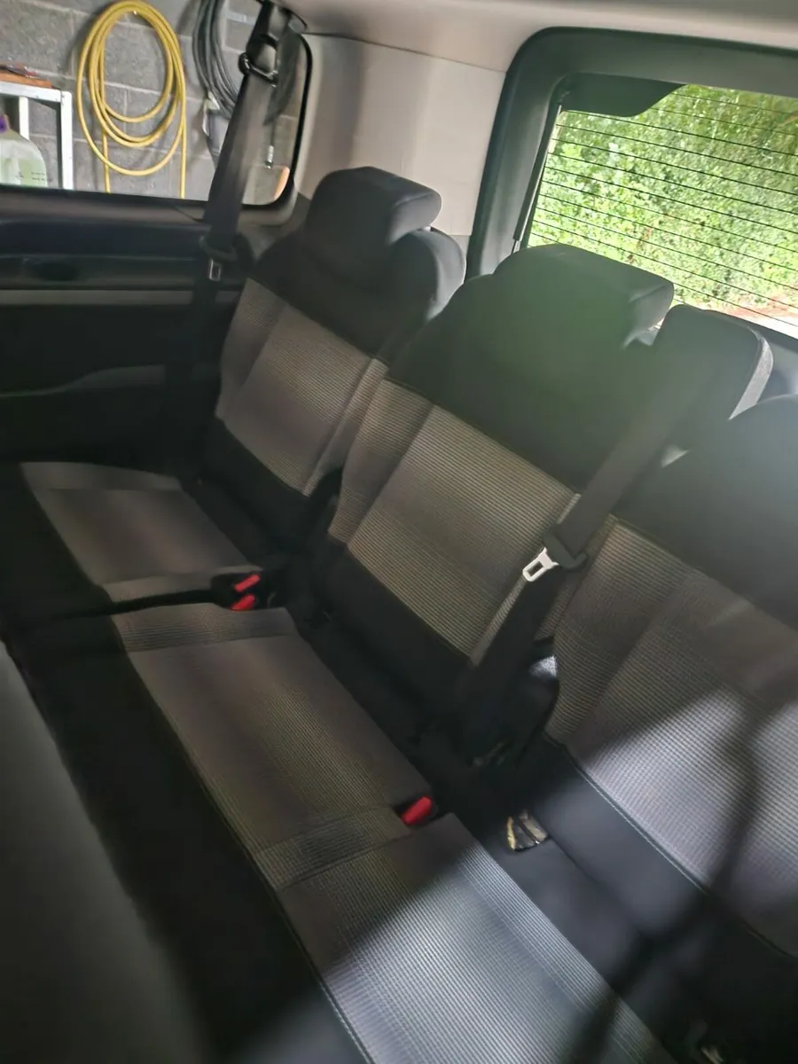 192 citreon 8 seater - Image 4