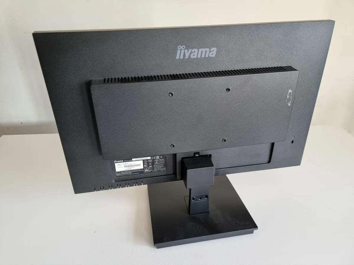 iiyama Prolite 22" Flat Panel Monitor - Image 3