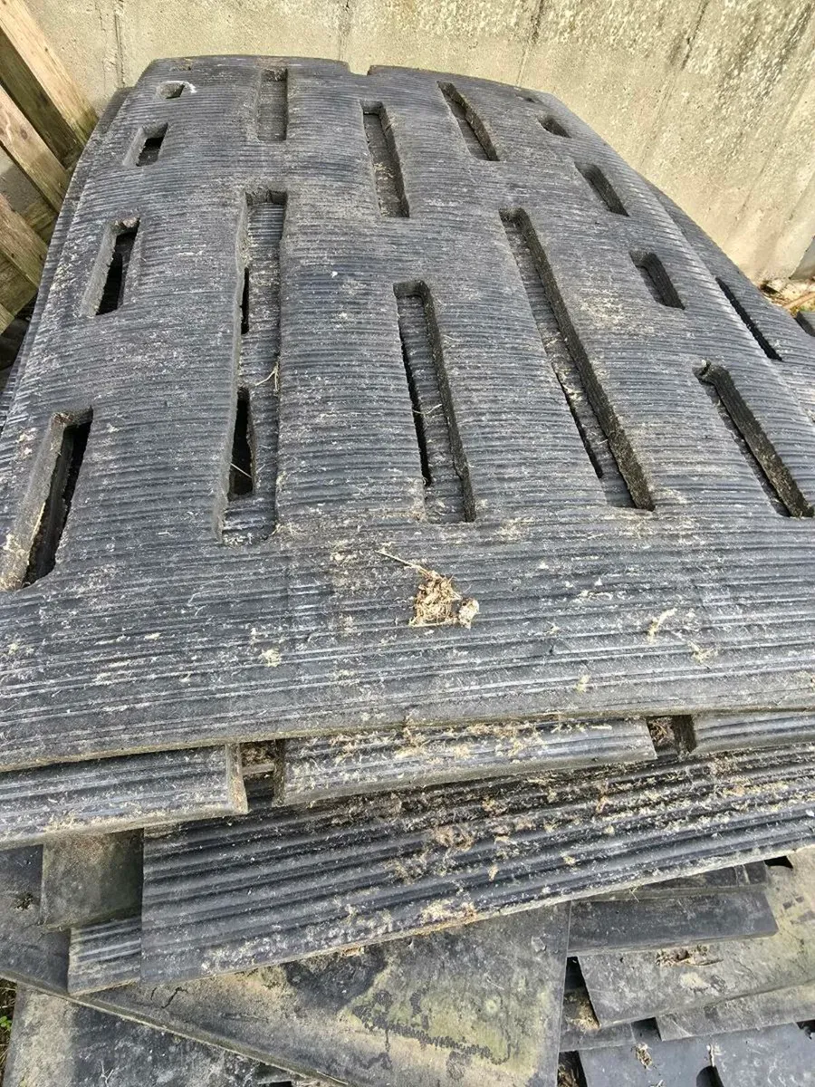 Mats - Image 2