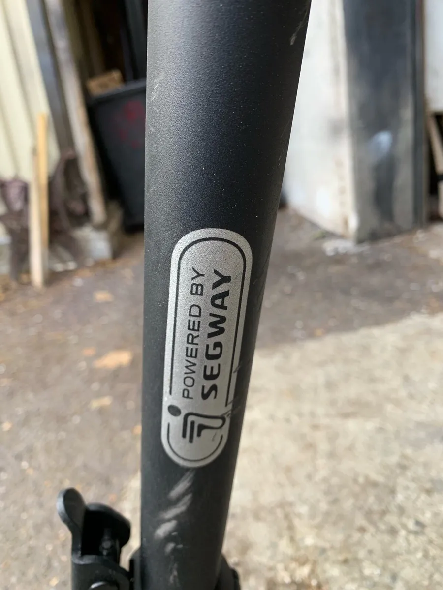 Electric scooter - Image 2