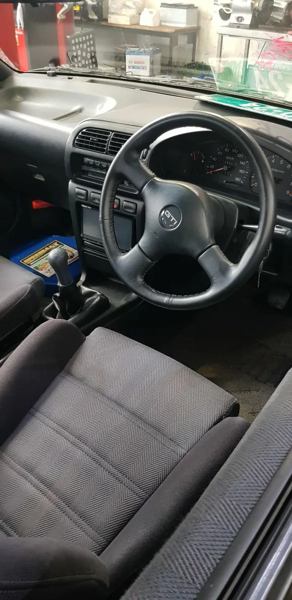 Nissan Pulsar 1991 - Image 2