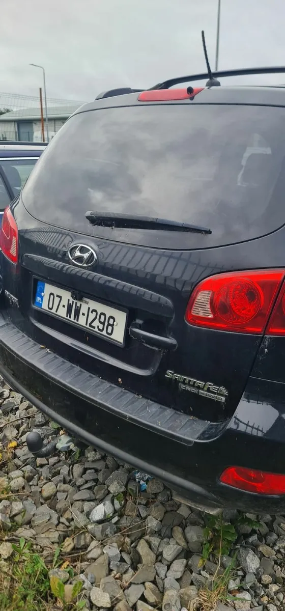 Hyundai Santa Fe 2007 Automatic 2.2 - Image 4