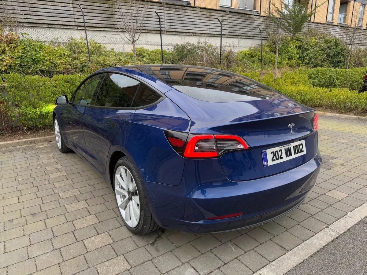 Tesla Model 3 Long Range AWD - Image 3