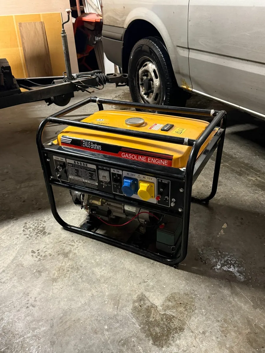 petrol generator - Image 1
