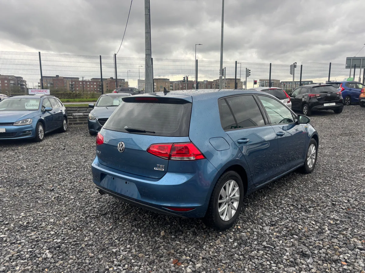 Volkswagen Golf - Image 4