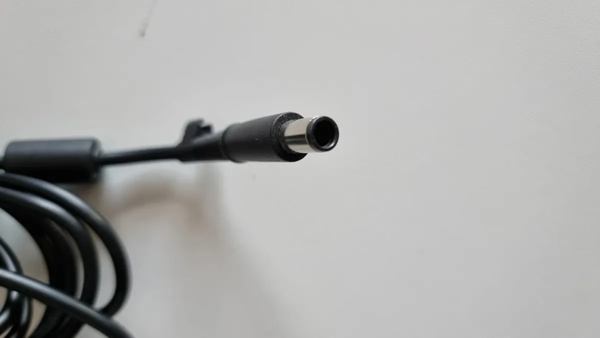 HP 90w AC Adapter Laptop Charger - Image 3
