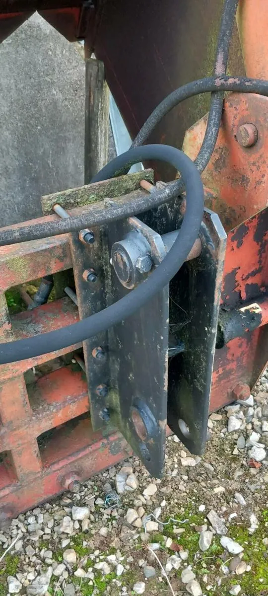 Shear Grab - Image 3