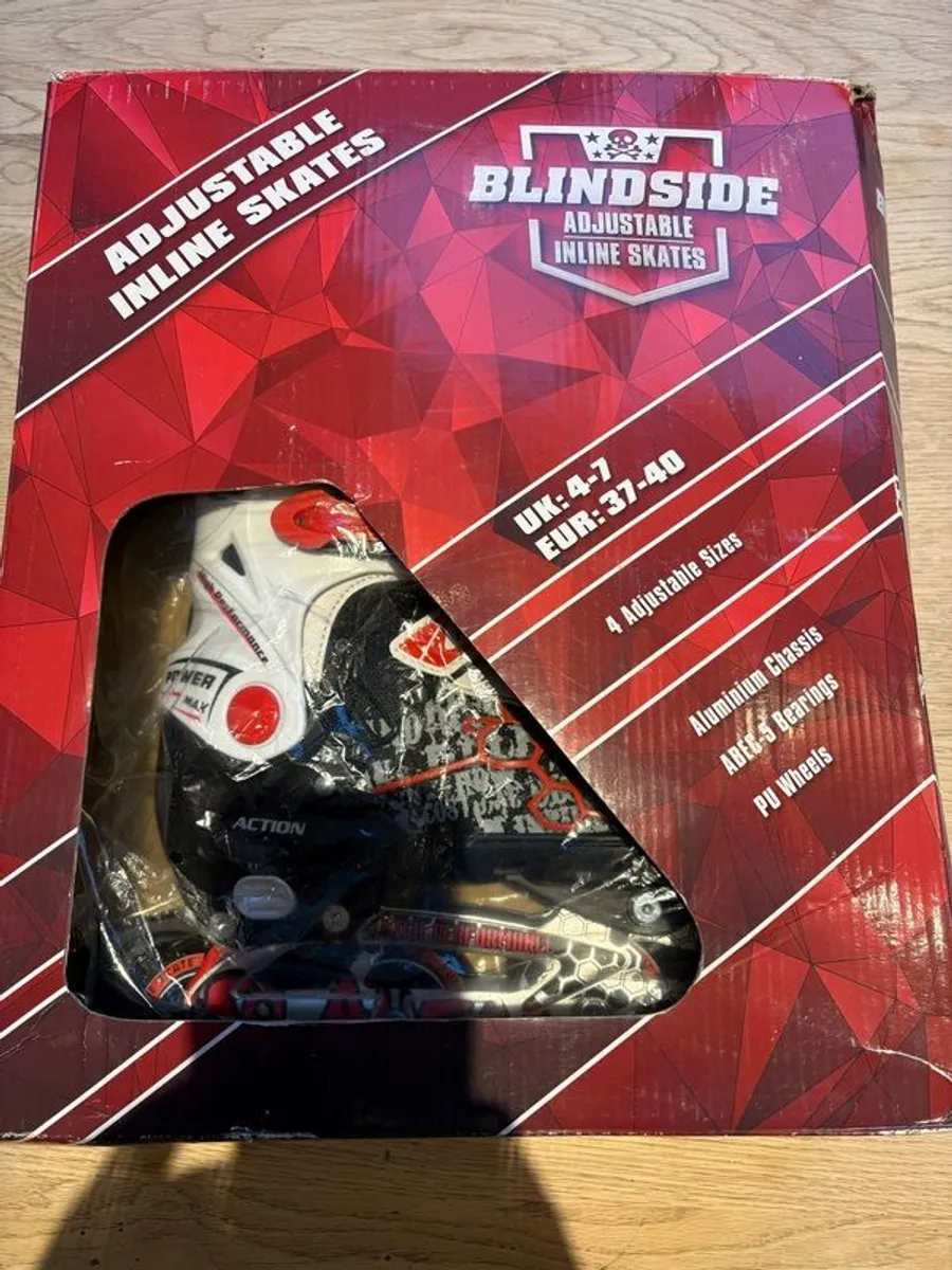 Roller Blades - Image 4