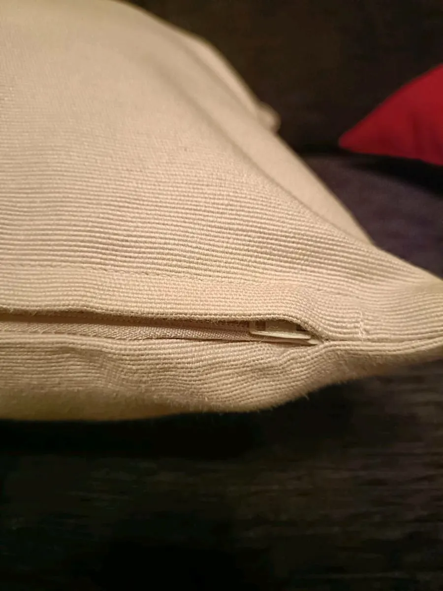 Cushions - Image 4