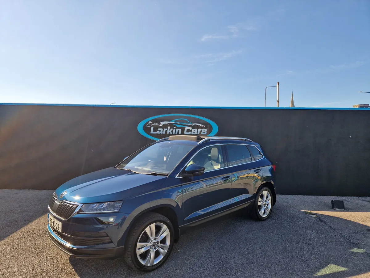 182 Skoda Karoq Top Spec Low Miles - Image 2