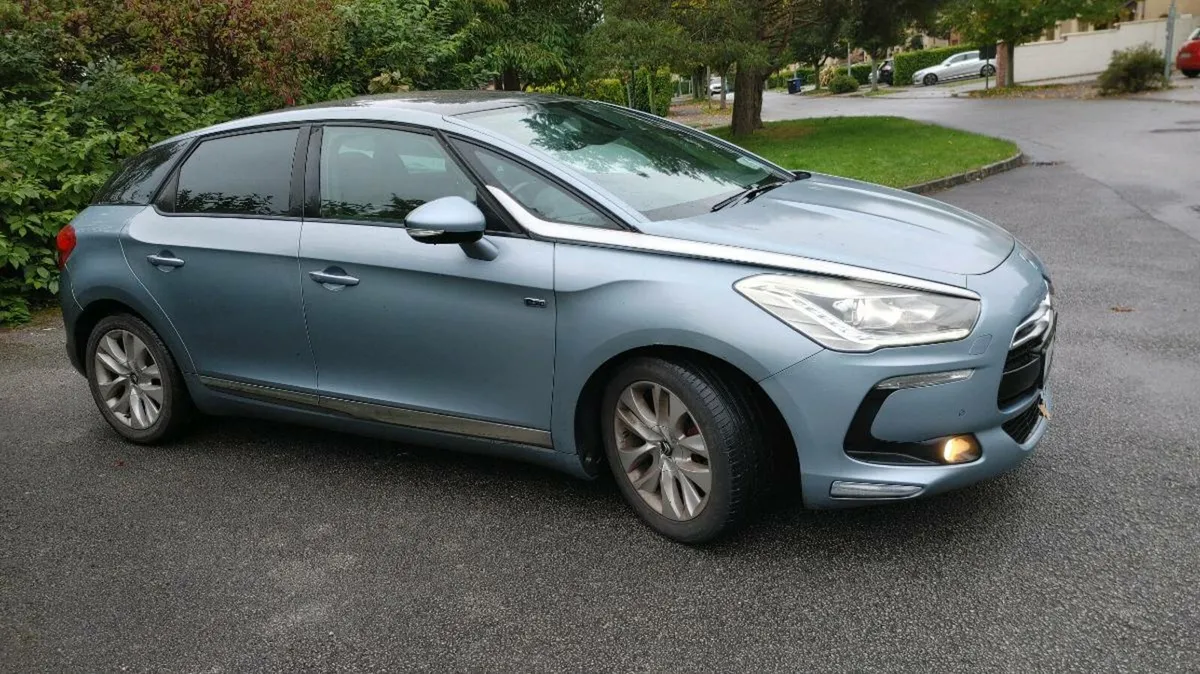 Citroen DS5 Hybrid Automatic - Image 1